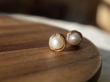 Boucles d’oreilles Pearl Stud Boucles d’oreilles remplies d’or, Boucles d’oreilles Rose Gold Filled White Pearl, Juin bébé, Mariée, Boucles d’oreilles Post Pearl, qualité AAA 3