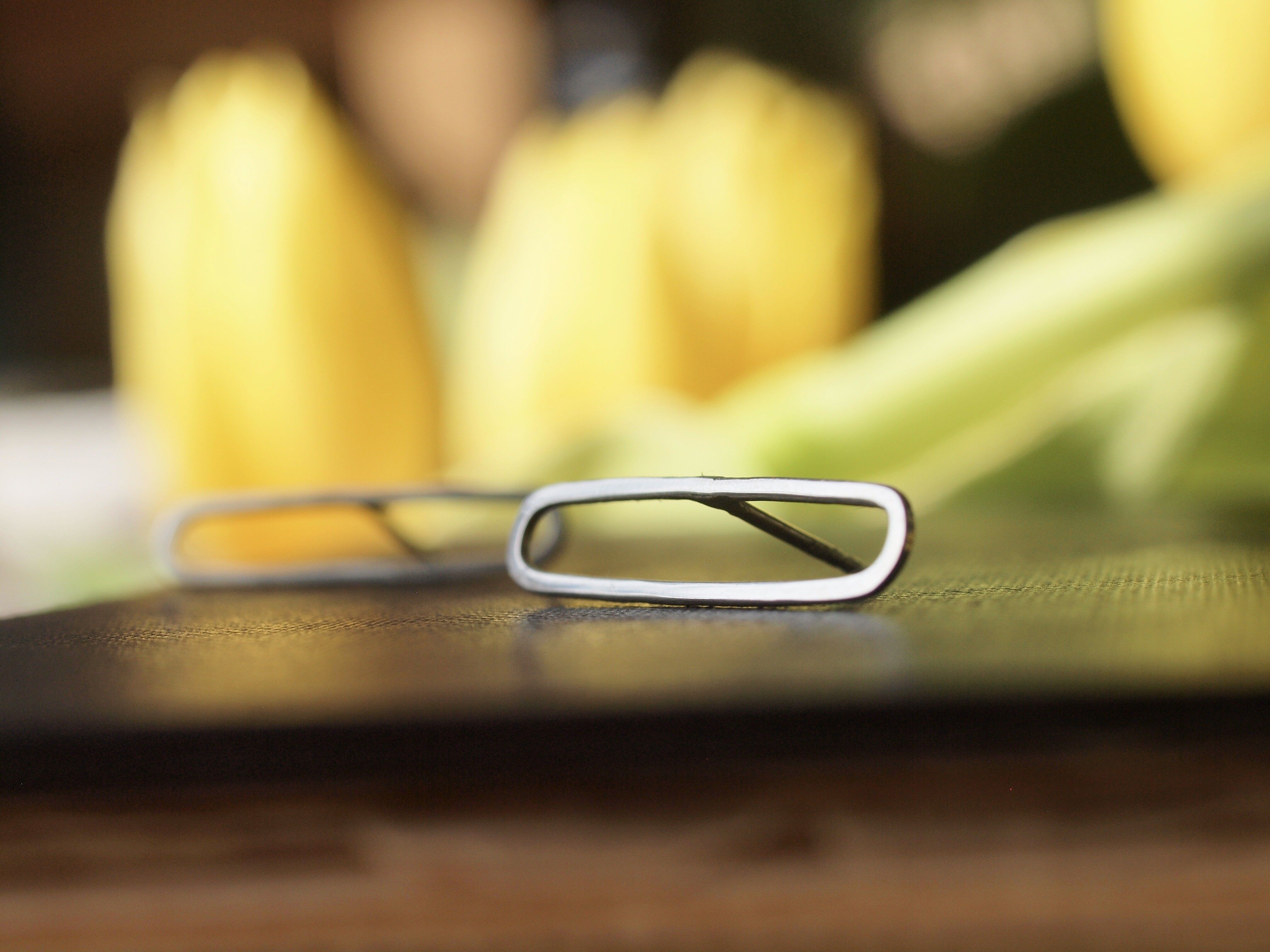 Ohrringe mit Büroklammern, extra lang