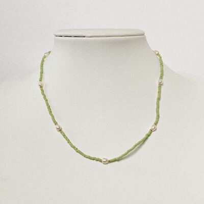 Freshwater Pearls And Bead Necklace - Choker - green
