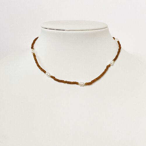 Freshwater Pearls And Bead Necklace - Choker - brown