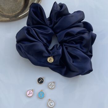 Chouchous en satin bleu marine - moyen 1