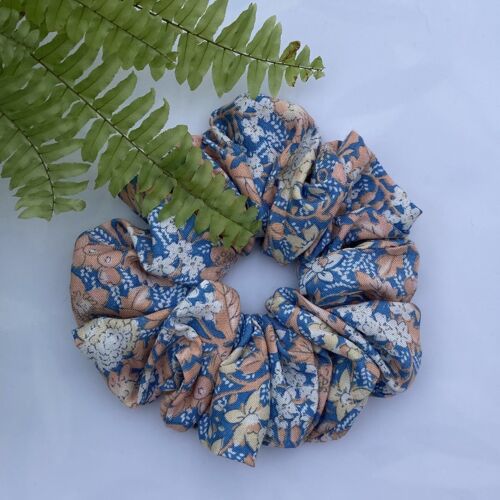 Cotton Medium Scrunchies - blue floral