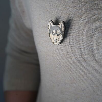 Wolf pin