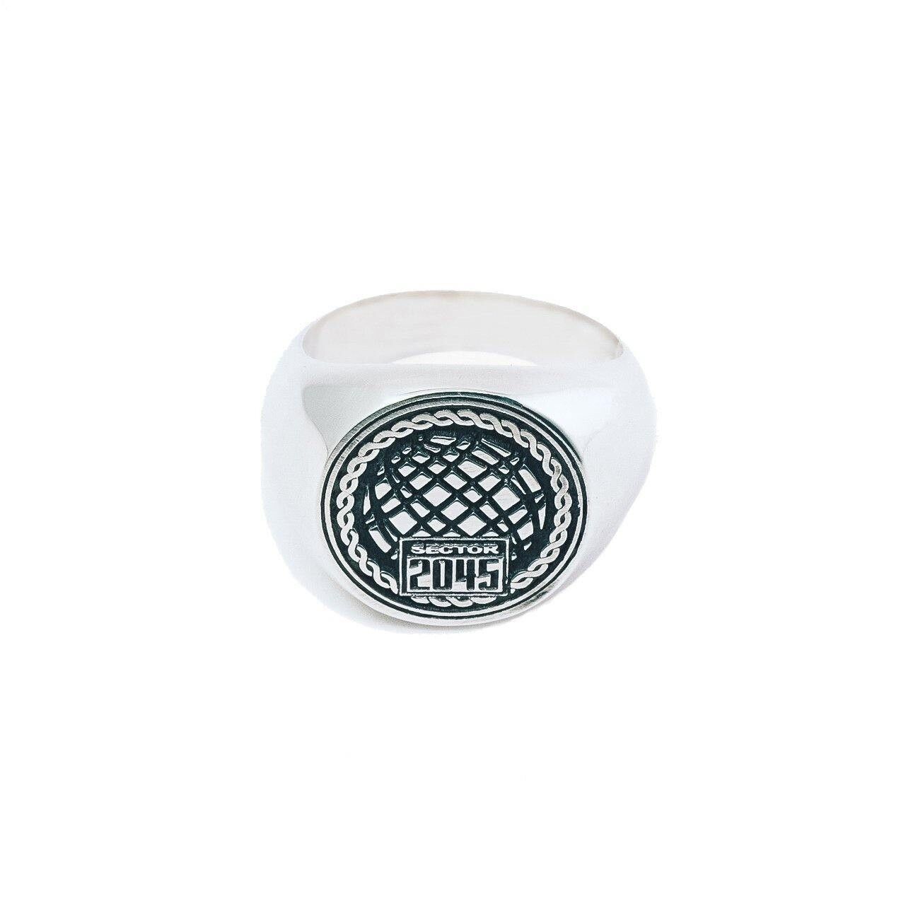 Sterling silver sovereign on sale ring