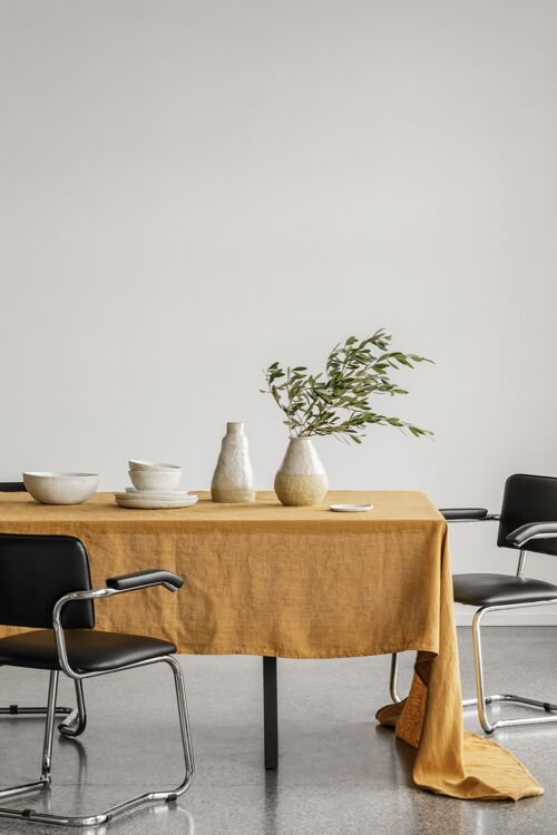 Linen Tablecloth Caramel (250x145 cm)