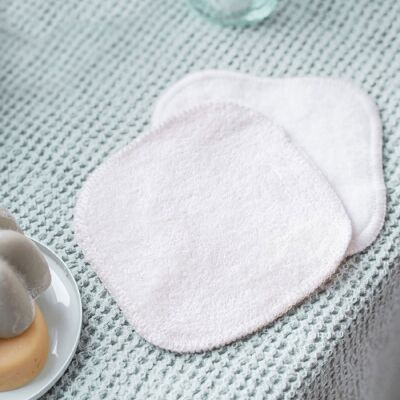 2 reusable makeup removing squares