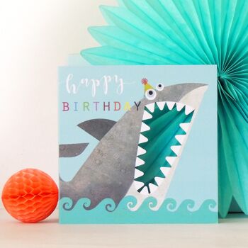 Carte d'anniversaire requin découpée au laser MY03 3