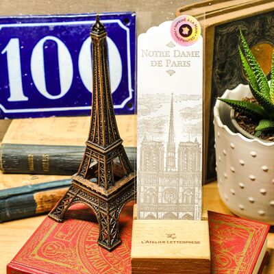 Marcador de tipografía Notre Dame de Paris, París, arquitectura, vintage, libro, papel reciclado