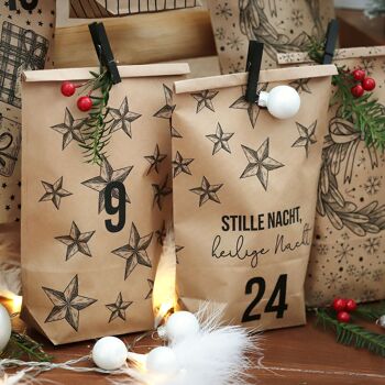 Calendrier de l'Avent extravagant à remplir - avec 24 sacs cadeaux marron et 24 autocollants et clips numérotés - motif Noël - pour l'artisanat et les cadeaux - Noël et l'Avent 5