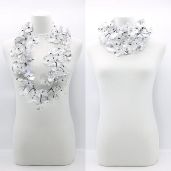 Bouteilles en plastique recyclées - Collier grand double nénuphar - Doré à la main - Argent 1