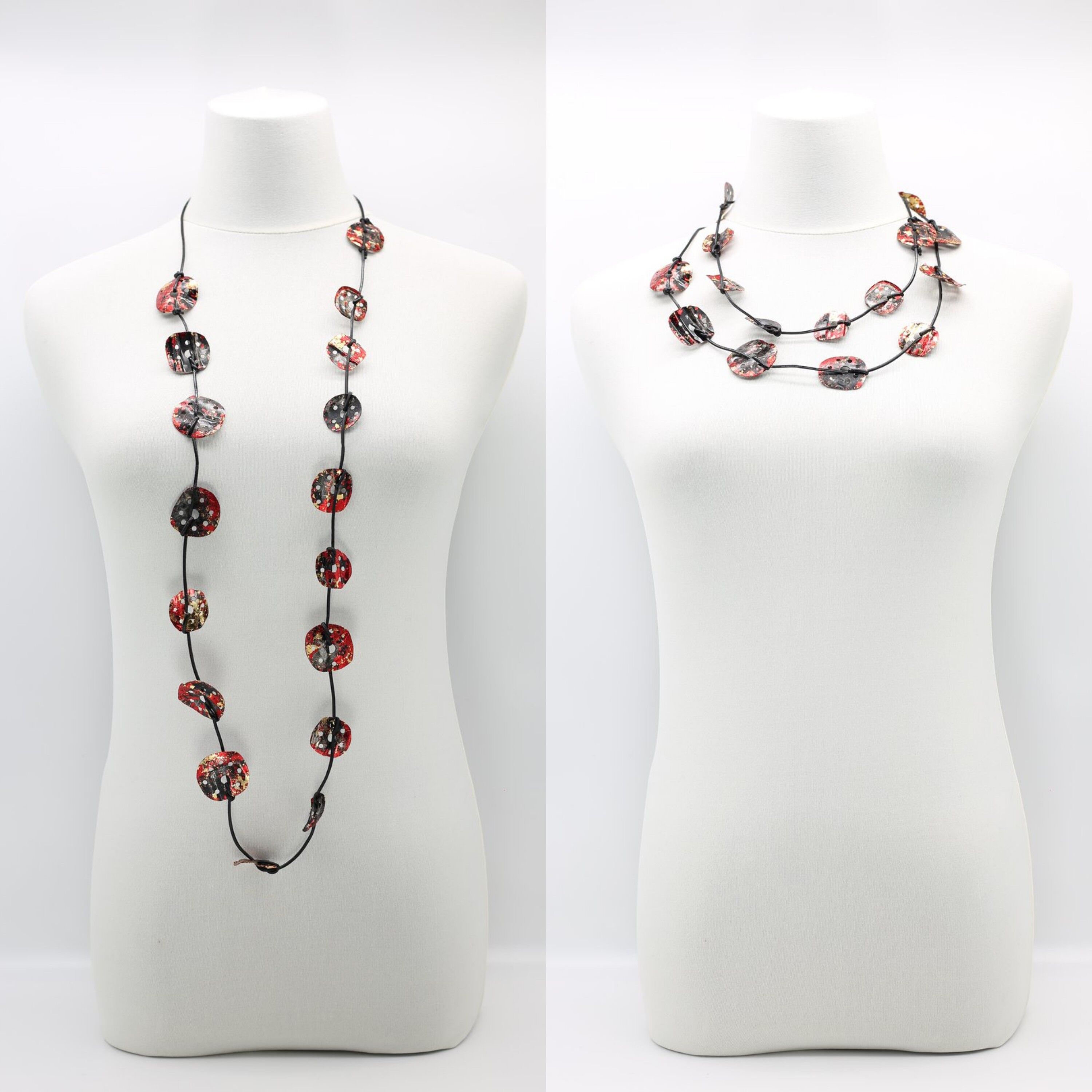 Aqua Lotus Root Halskette - Klein - Handvergoldet - Gold mit Schwarz und Rot