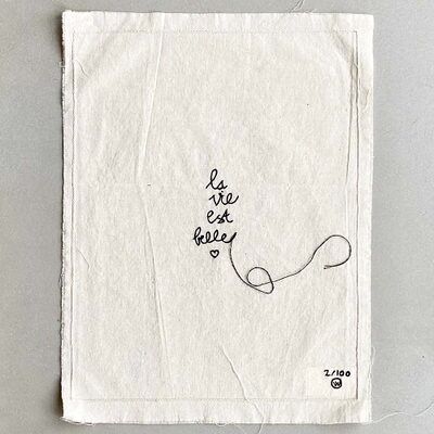 stitched art 'la vie est belle'