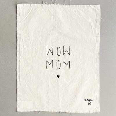 gestickte Kunst 'wow mom'