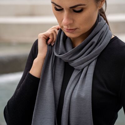Women's Merino Wool Scarf Perfect Grey