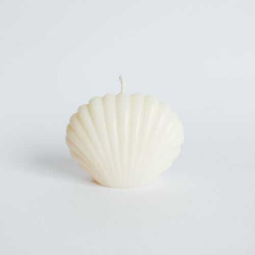 Sea Shell Candle Off-White