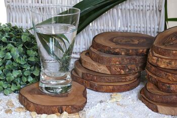 Sous-verres RONDS et RUSTIQUE en bois d'olivier, sous-verre 2