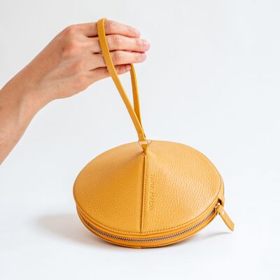 BEATRIX the mustard leather clutch