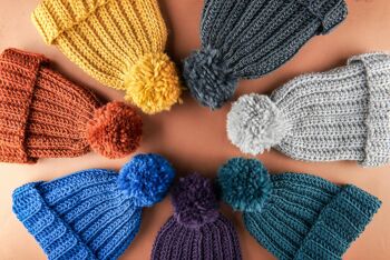 Kit de Crochet Bonnet à Pompon - Rouille 4