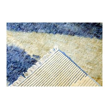 Tapis doux marocain bleu blanc moelleux 3