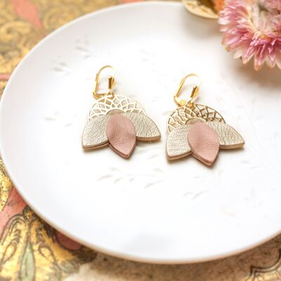 Rosace earrings in pink leather and matt gold