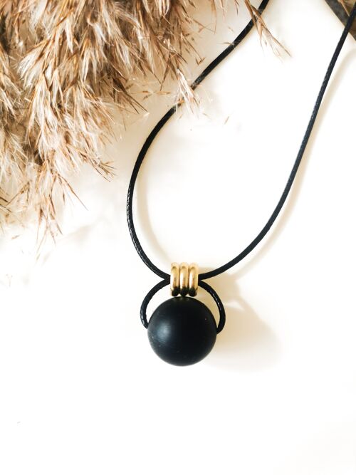 Black and Gold Pendant