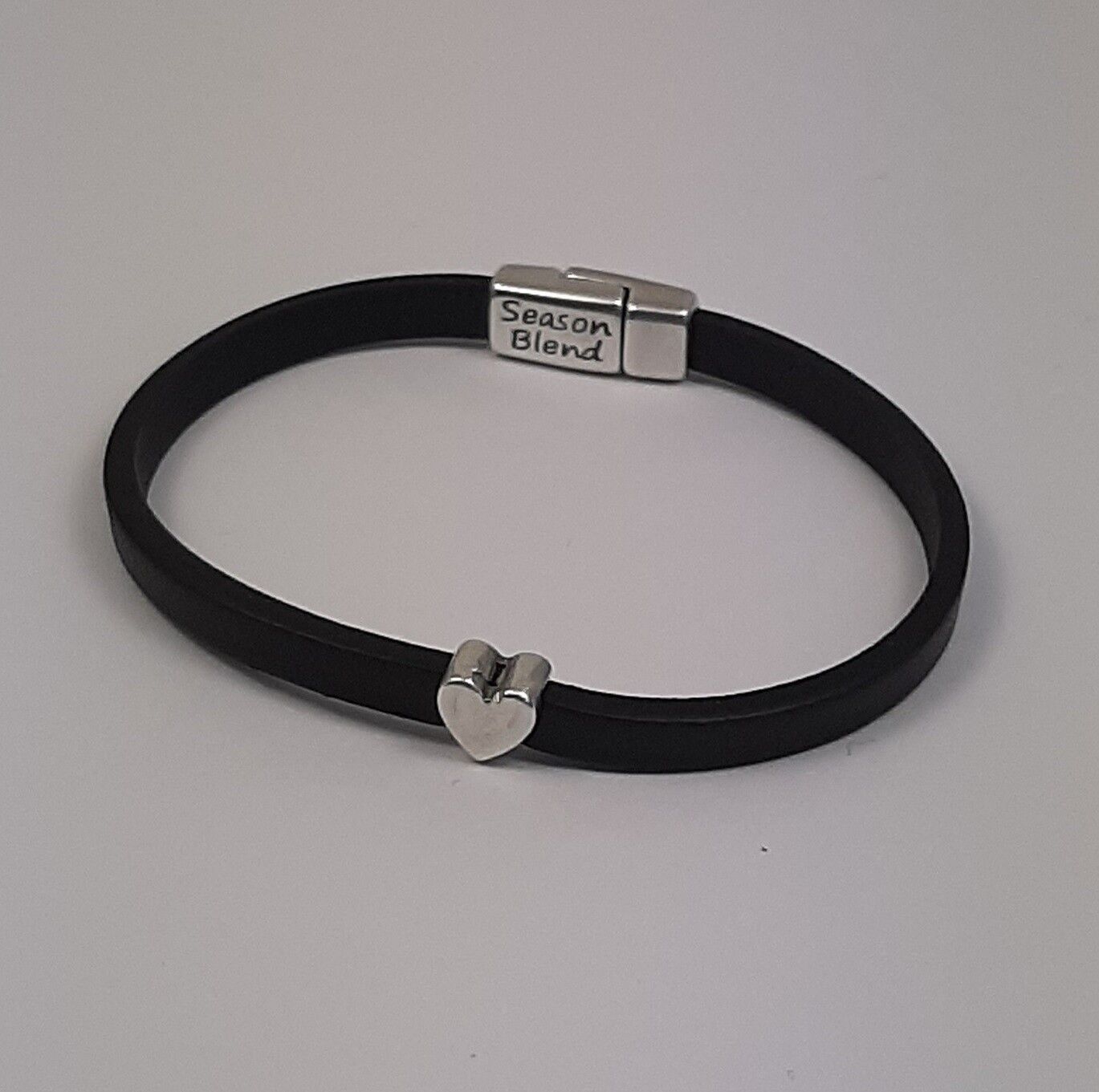 Bracciale in pelle Semplice cuore placcato argento nero