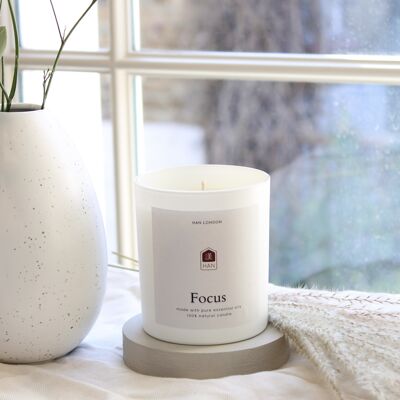 FOCUS: Essential Oil Candle - 220g