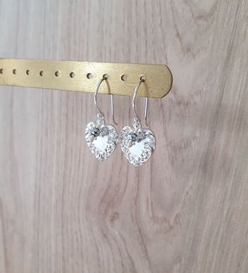 Boucles d'oreilles coeur en argent avec cristaux de diamants noirs 2