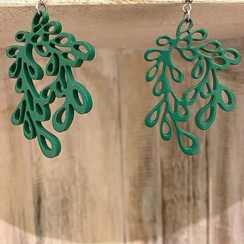 Boucles d'oreilles en corne de buffle bohème verte Vie Naturals, laquées 3