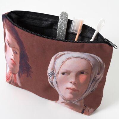 Focus on faces - Toiletry bag - DELATOUR - Museum