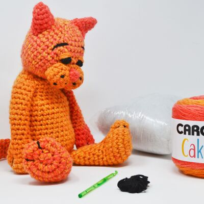 Gingersnap Cat Crochet Kit