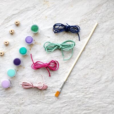 DYI Bracelet Kids' Craft Kit | Make you own bracelet | Jewellery making | Woden bracelet kit | Kids kit | Gift for child | Crafts | Paint