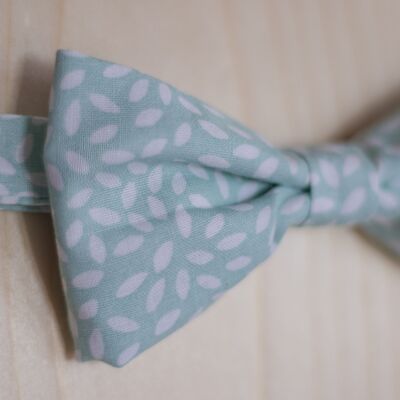 Water green bow tie