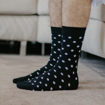 Chaussettes noires pois blanc