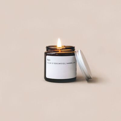 Small edelweiss flower, amber and linen scented candle