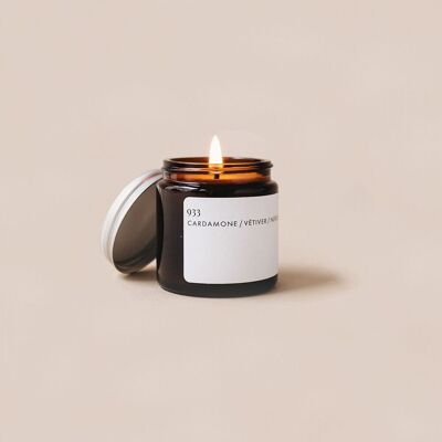 Small cardamom, vetiver and neroli scented candle