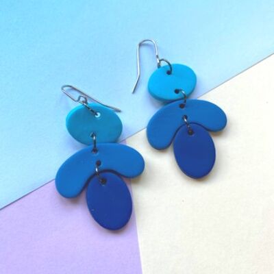 Blütenblätter Ohrringe blau