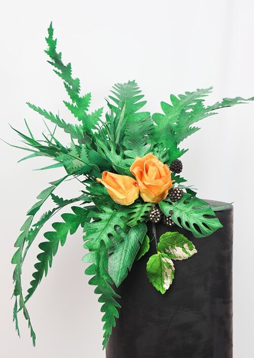 Crystal Candy Wafer Paper Garden Ferns. Gold or Green. Ruffled or Rounded.
