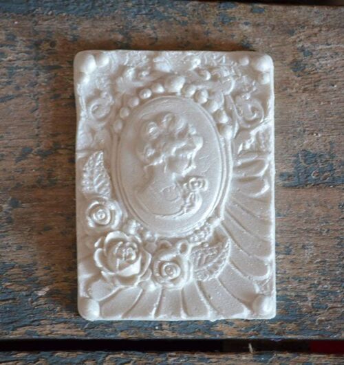 Crystal Candy Bas Relief Mould - Clarissa