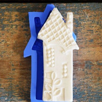 Crystal Candy Bas Relief Mould - Winter Cabin