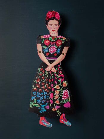 Frida Découpez et fabriquez une activité amusante et un cadeau avec des marionnettes d'artiste 2