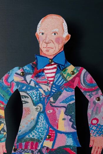 Picasso a coupé et fabriqué une activité amusante et un cadeau de marionnettes d'artiste 4