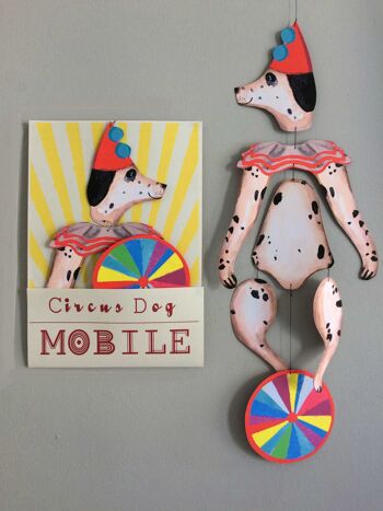 Nursery Circus Dog Kinetic Mobile pour la décoration de la salle de jeux et de la chambre à coucher 2