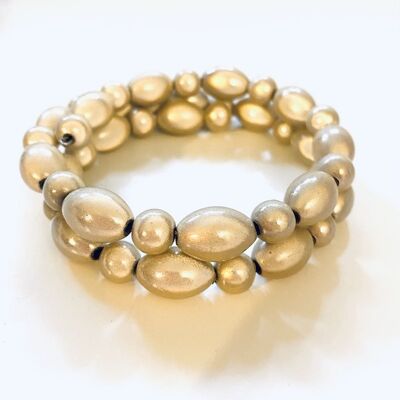 Betty Bracelet in Cream 7.5 cm (about circumference)