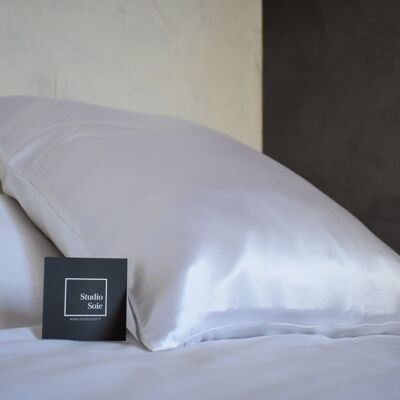 Silk Pillowcase - 65x65cm - White | 22MM
