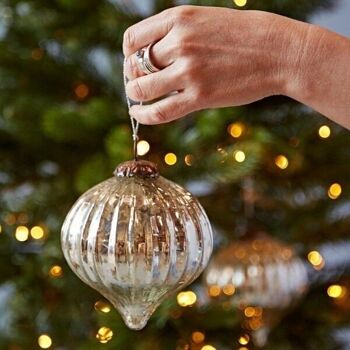 Ensemble de deux grandes boules en verre effet antique 6