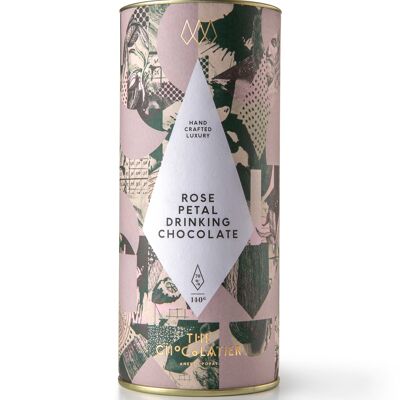 Cioccolato da bere con petali di rosa