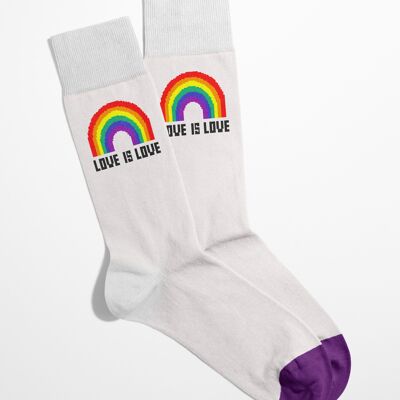 L'AMOUR C'EST L'AMOUR Chaussettes | chaussettes lgbtq | Chaussettes fierté | chaussettes unisexes | chaussettes du mois de la fierté | chaussettes arc-en-ciel | chaussettes de fierté gaie | de Banana Chaussettes