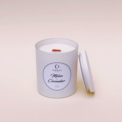 Tobacco & oak  scented white  candle