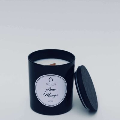 Lime & mango scented black gloss candle